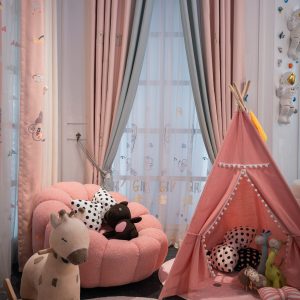 M Rockland Curtain